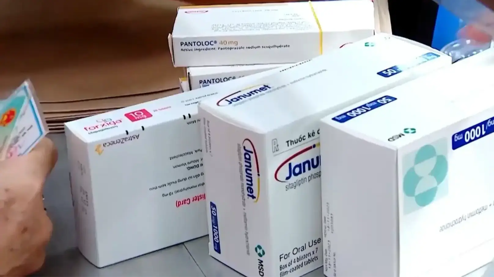 Bổ sung 81 loại thuốc mới vào danh mục BHYT